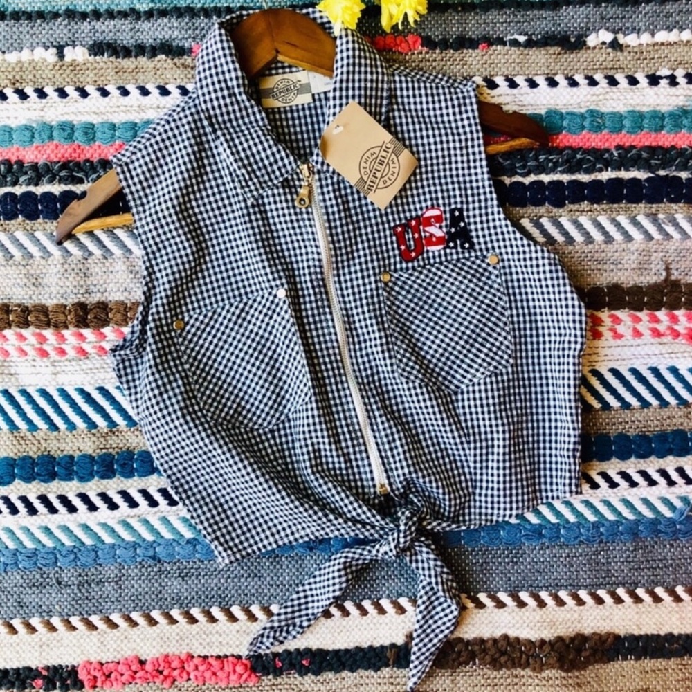 NWT Rare Vintage 80s/90s USA Gingham Tied Crop Top